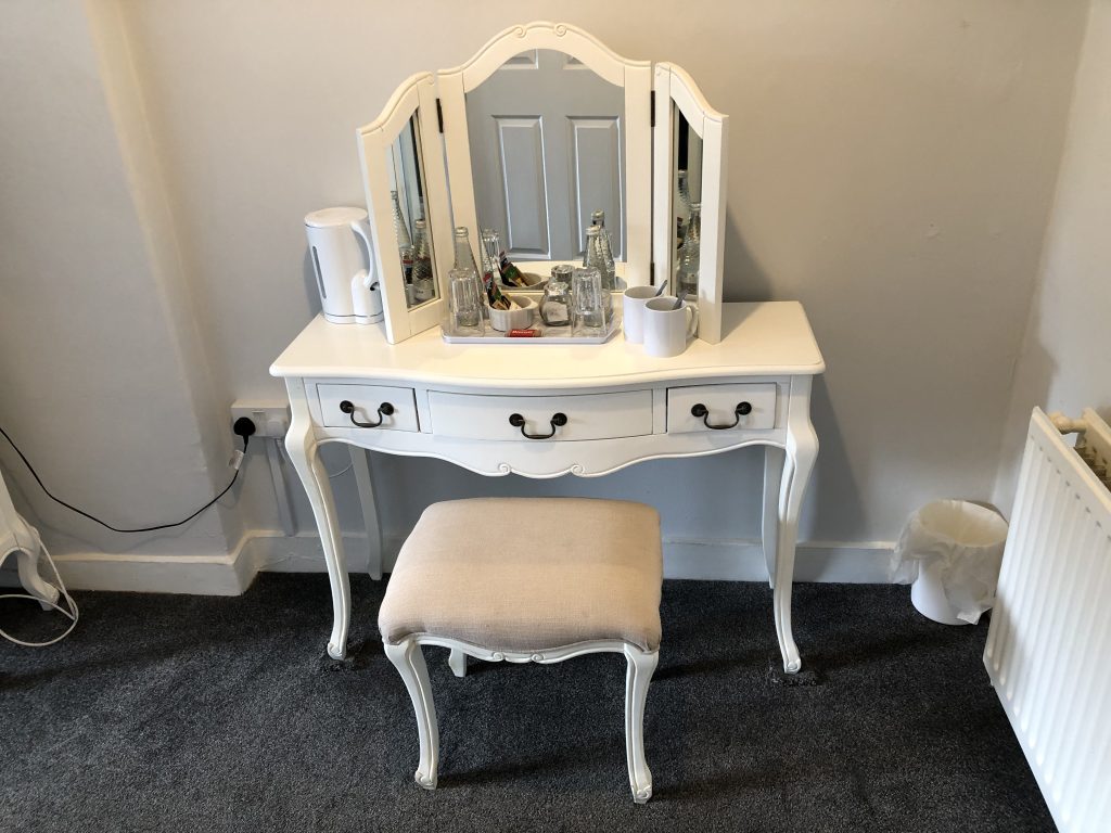 Fawn Dressing Table